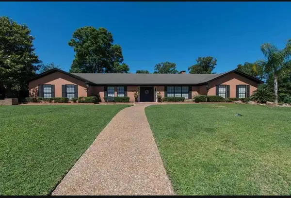 1285 19th Street, Beaumont, TX 77706