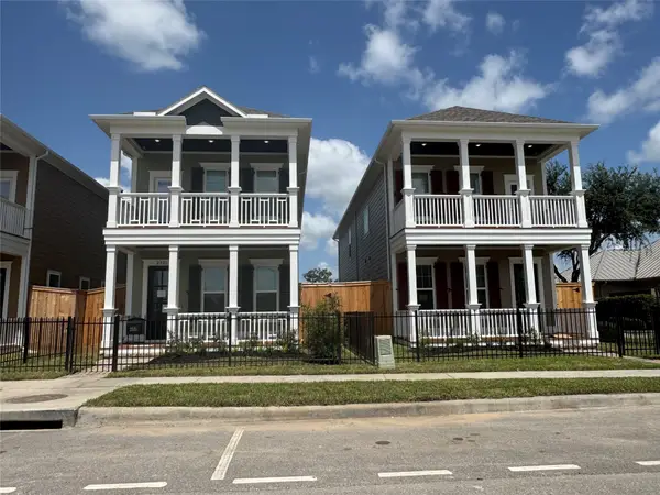 2511 S Houston Avenue, Pearland, TX 77581