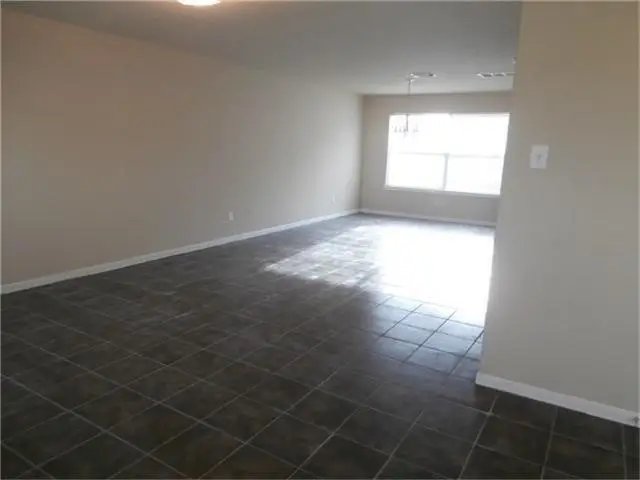 6446 Mountain Pines Lane, Katy, TX 77449 - Image #2