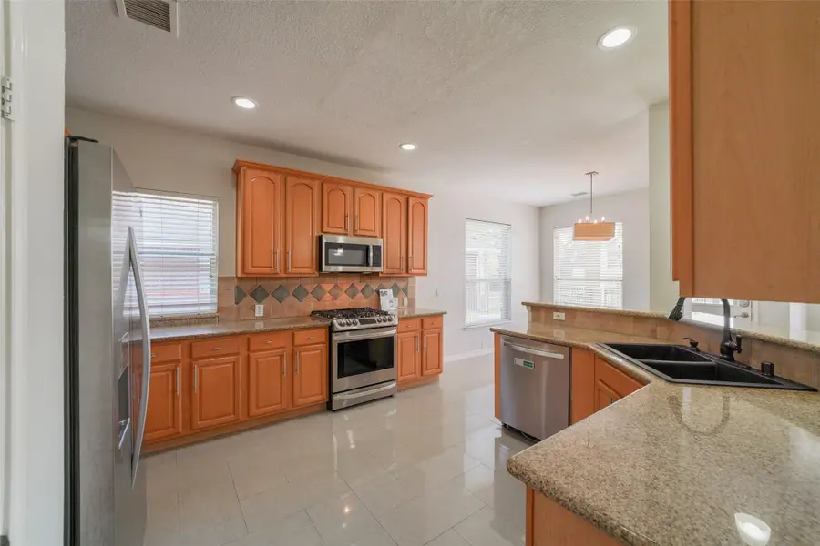 12107 Canyon Mills Drive, Houston, TX 77095 - Image #2