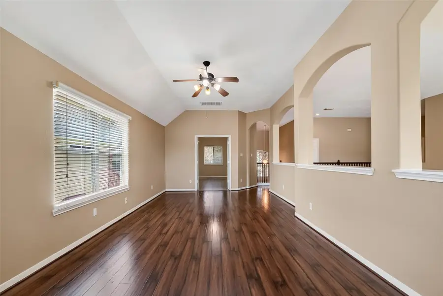 2211 Signal Hill Drive, Pearland, TX 77584 - Image #3