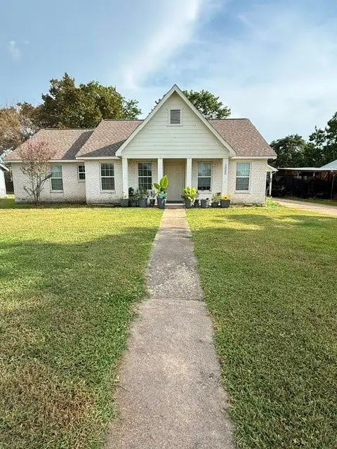 1025 Zach Road, Hempstead, TX 77445