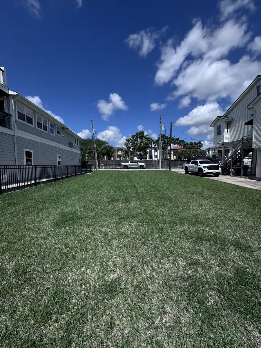 2112 Fenwood Street, Kemah, TX 77565 - #2