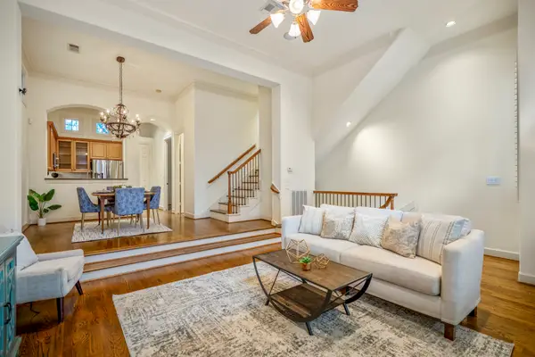 5035 La Branch Street, Houston, TX 77004