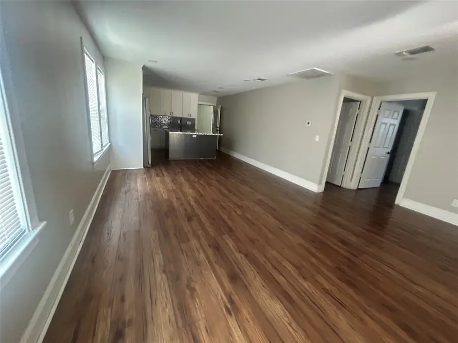 104 Mesquite Street, Louise, TX 77455 - Image #3