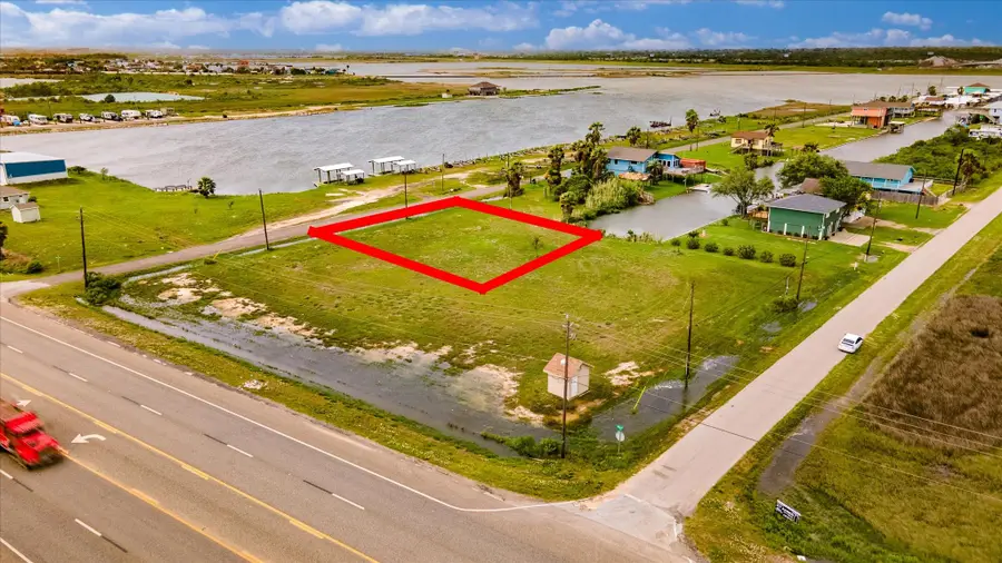 39 & 40 Beau Rue, Hitchcock, TX 77563 - Image #3