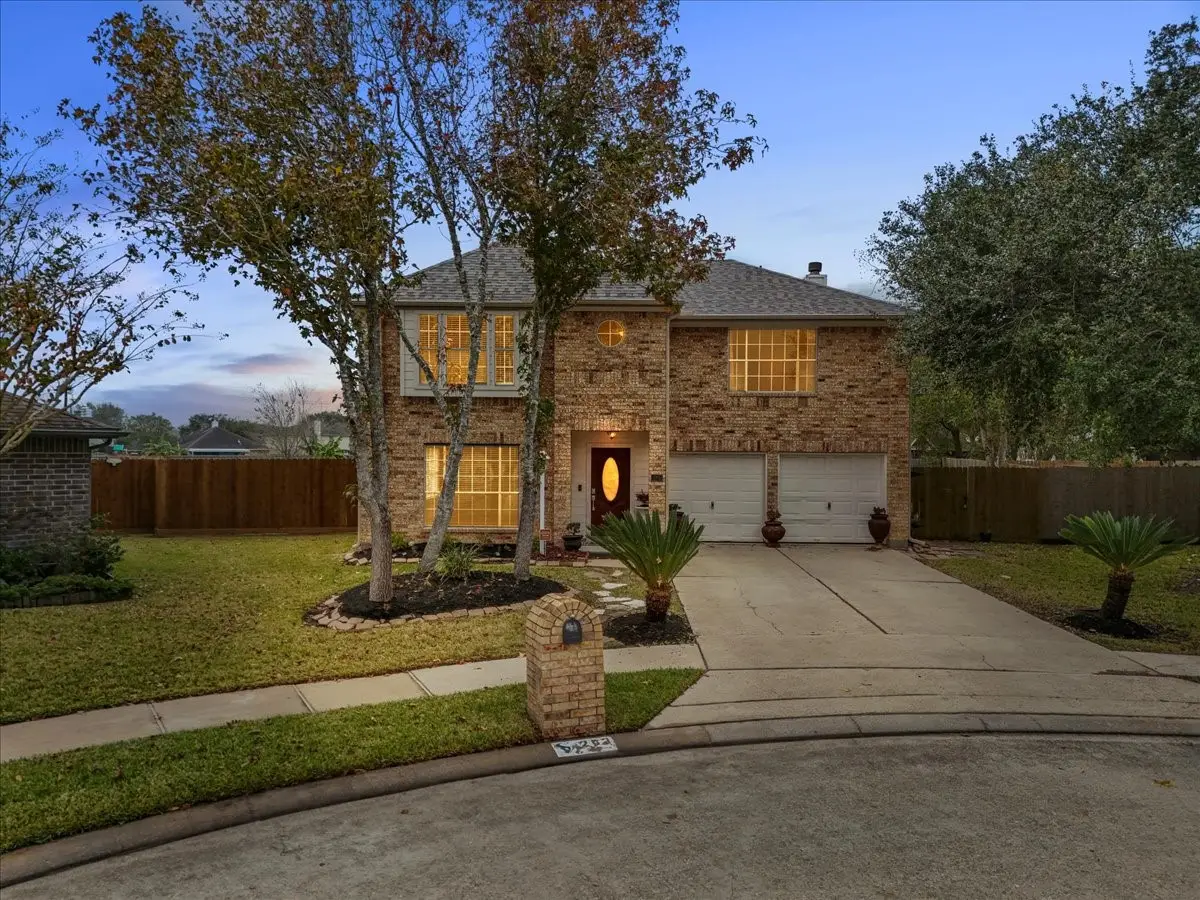 202 Armand Bay Drive, Dickinson, TX 77539 - Image #1