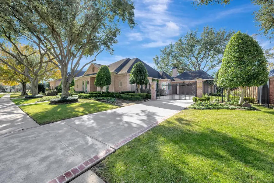 3706 Almond Creek Drive, Houston, TX 77059 - Image #3