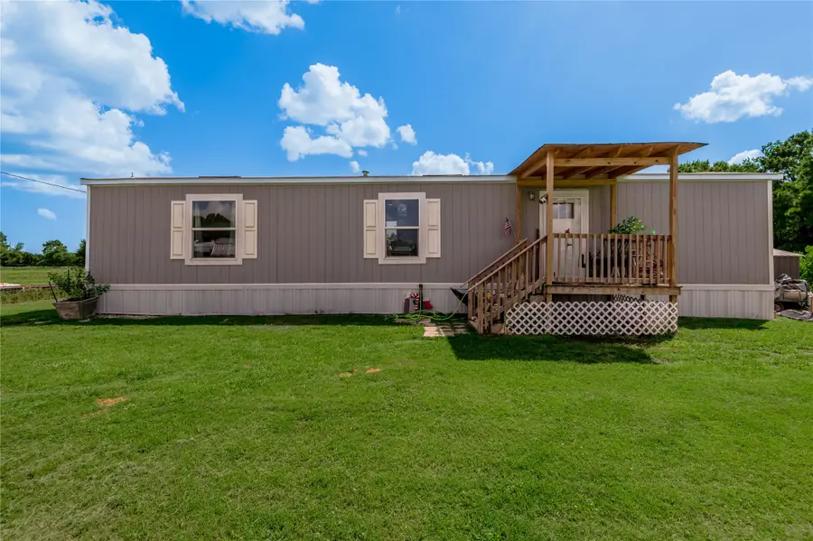 998 E 1st St, Groveton, TX 75845 - Image #2