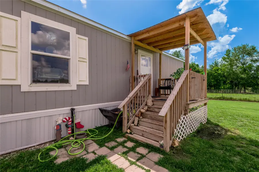 998 E 1st St, Groveton, TX 75845 - Image #3