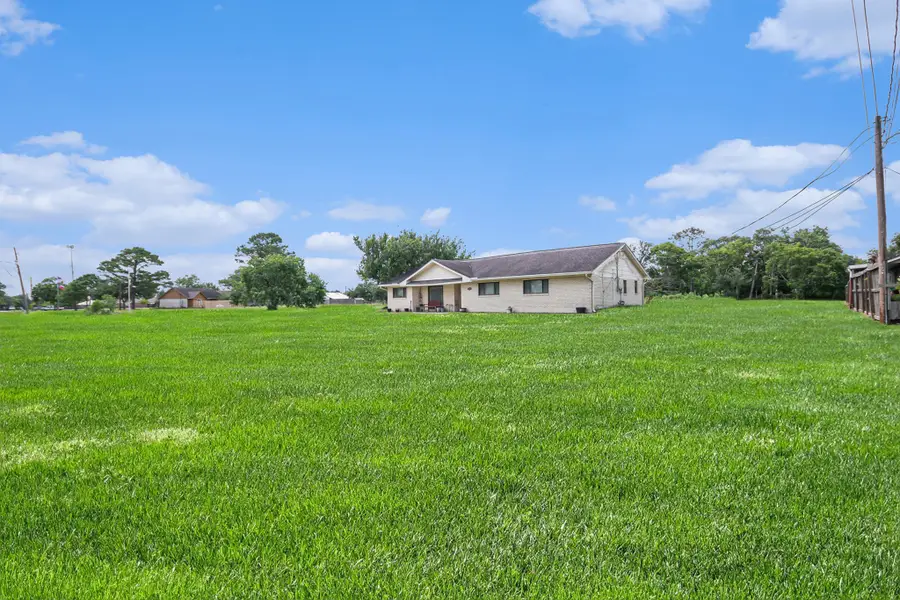 14030 Santo Park Road, Dickinson, TX 77539 - Image #3