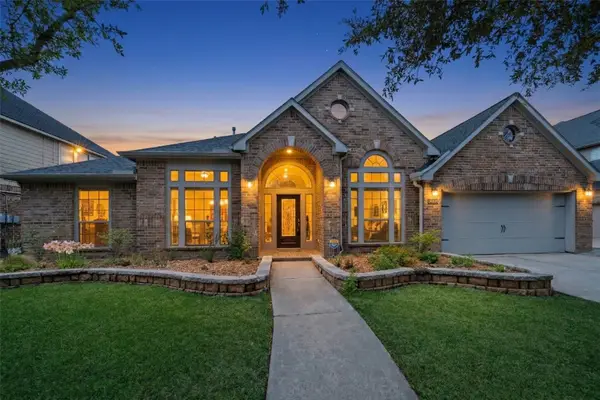 2818 Red Maple Drive, Katy, TX 77494