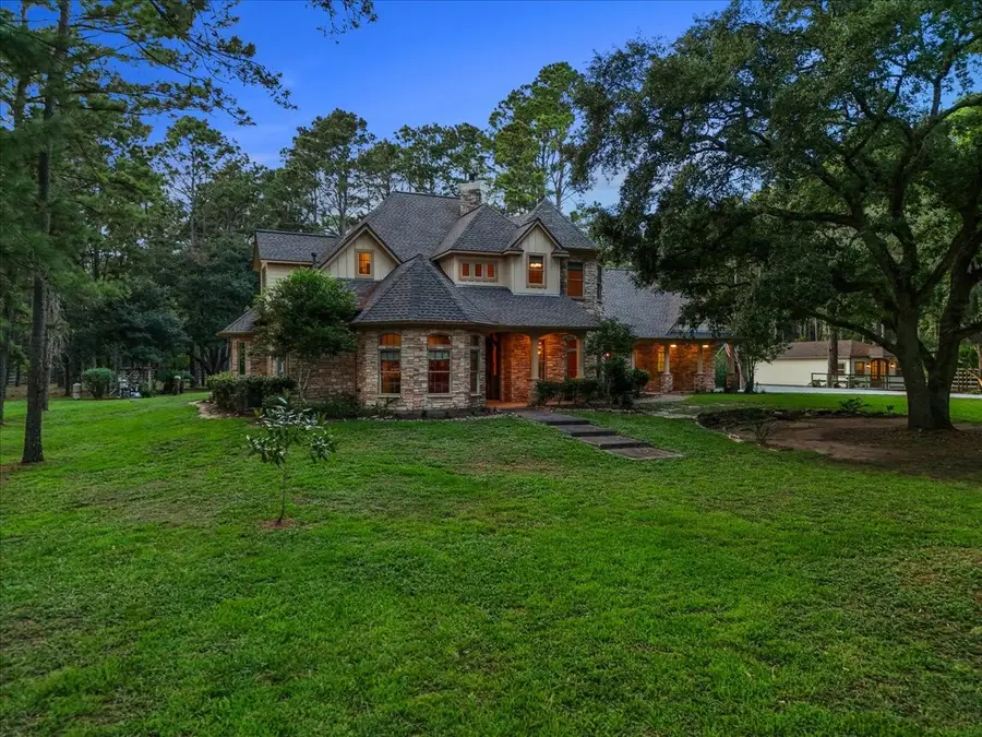 7306 Live Oak Circle, Alvin, TX 77511 - Image #3