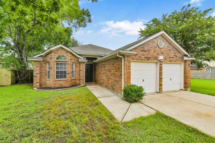 10534 Twin Circle Dr, Montgomery, TX 77356 - #2