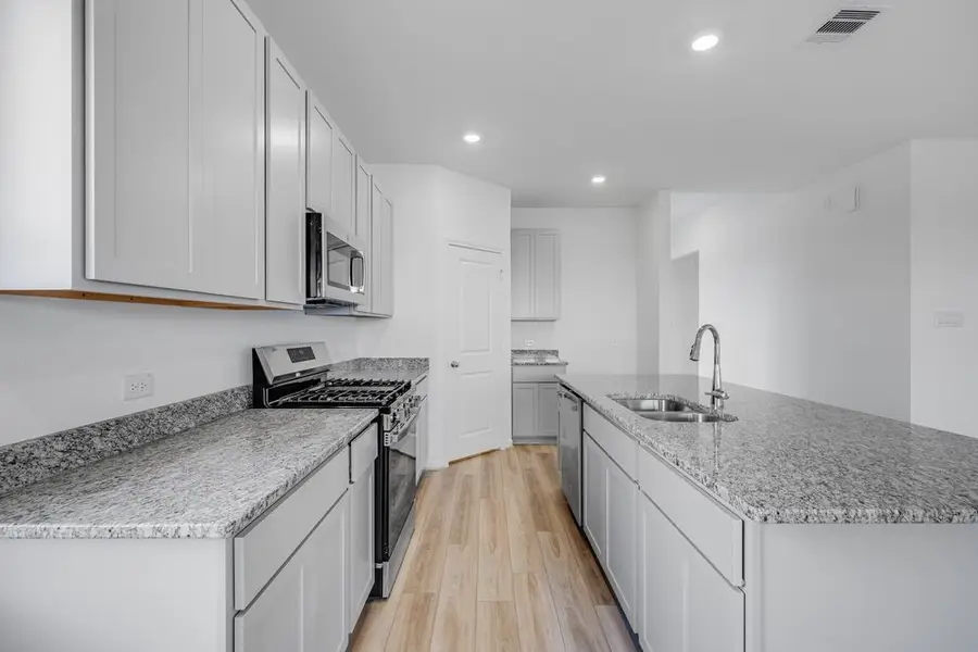 614 Yaupon Holly Drive, Rosenberg Richmond, TX 77741 - #3