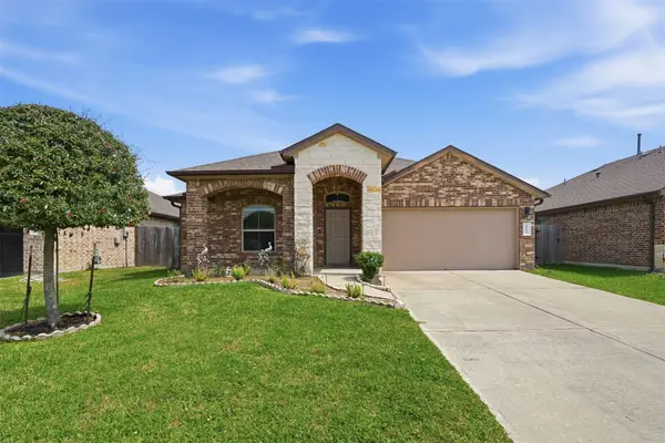 3914 Egyptian Goose Court, Baytown, TX 77521