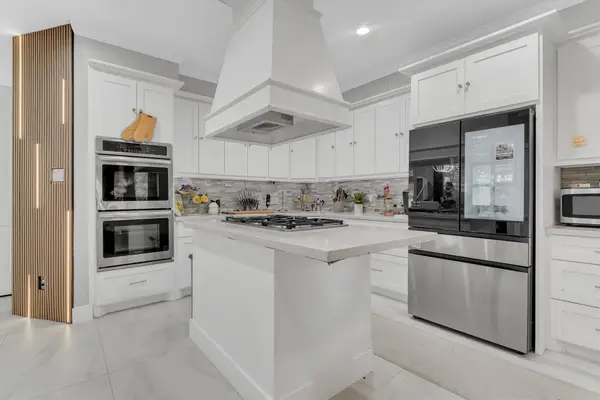 12407 Rosehill Lane, Houston, TX 77070