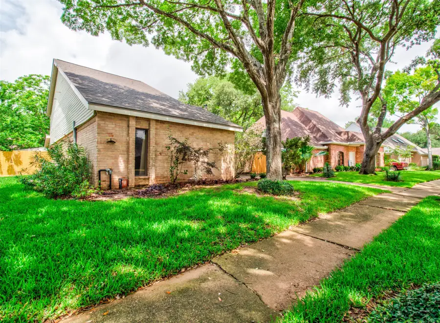 8022 La Brea Drive, Houston, TX 77083 - #3