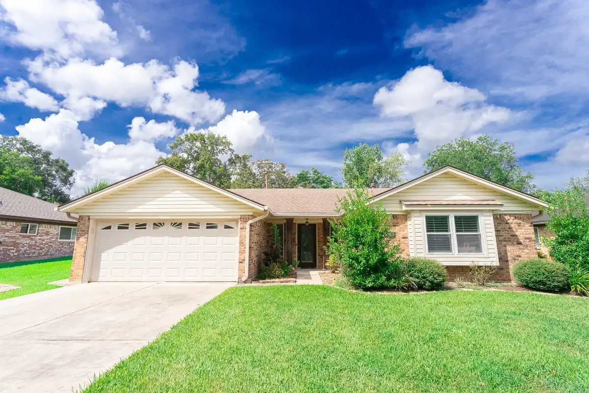 5105 Apple Springs Drive, Pearland, TX 77584 - #1