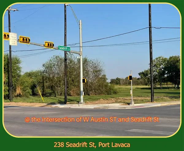 238 Seadrift Street, Port Lavaca, TX 77979