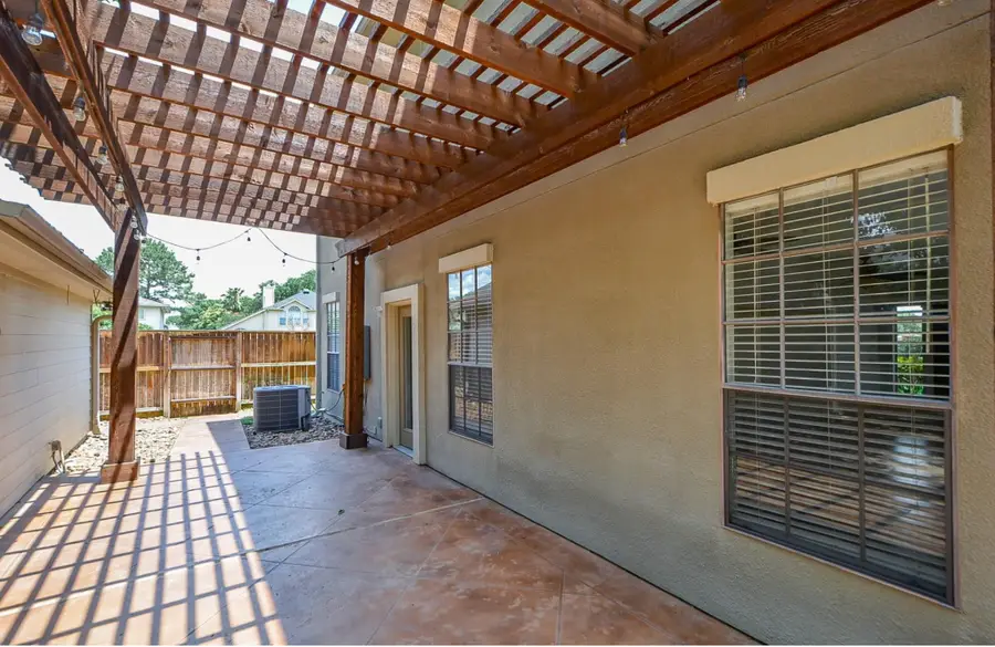 6831 Hollow Hearth Drive, Houston, TX 77084 - #3