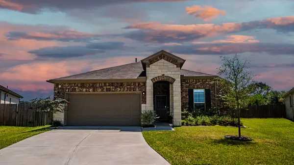 3111 Clydesdale Drive, Alvin, TX 77511