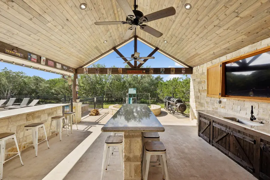 1723 Mountain Valley Drive, Concan, TX 78838 - Image #2