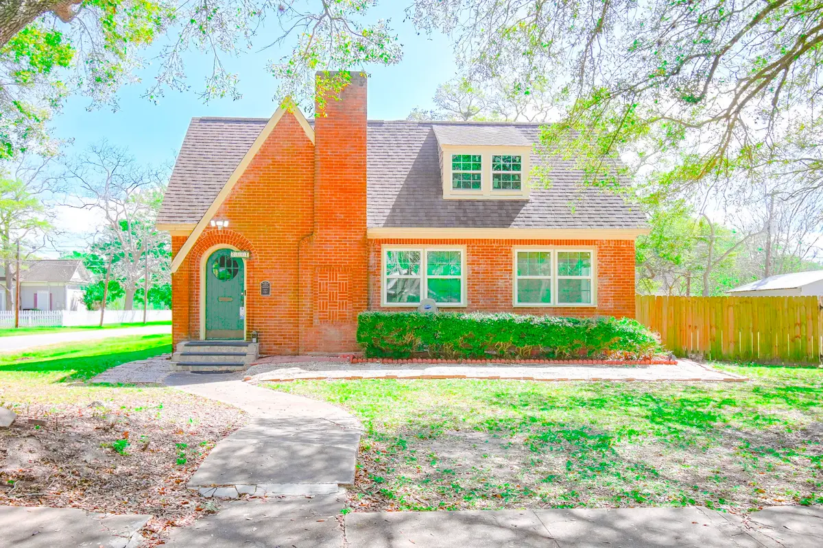 2801 Avenue I, Bay City, TX 77414 - #1