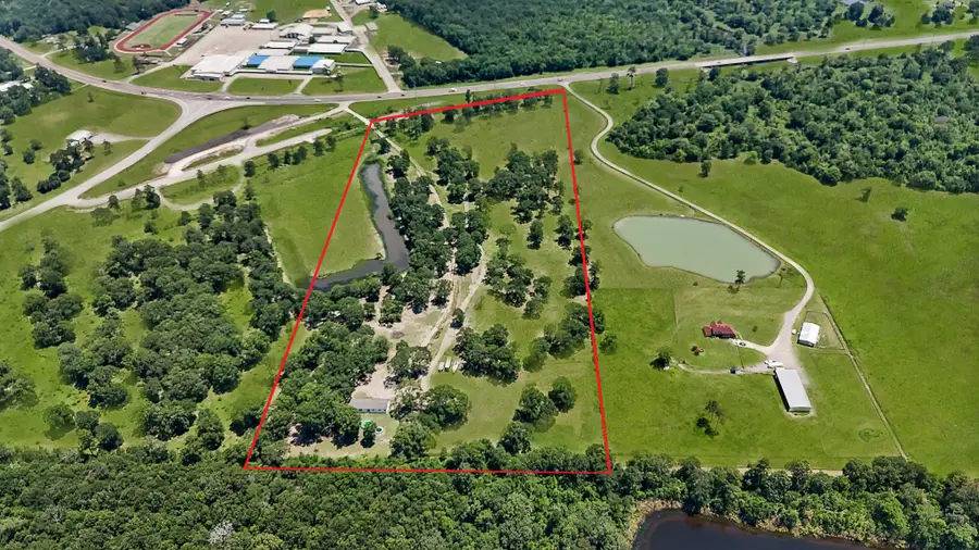 39360 Highway 105, Saratoga, TX 77585 - Image #2