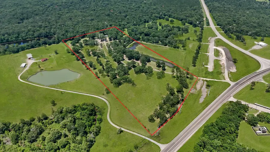 39360 Highway 105, Saratoga, TX 77585 - Image #3