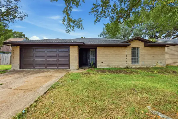 2901 23rd Street, Orange, TX 77630