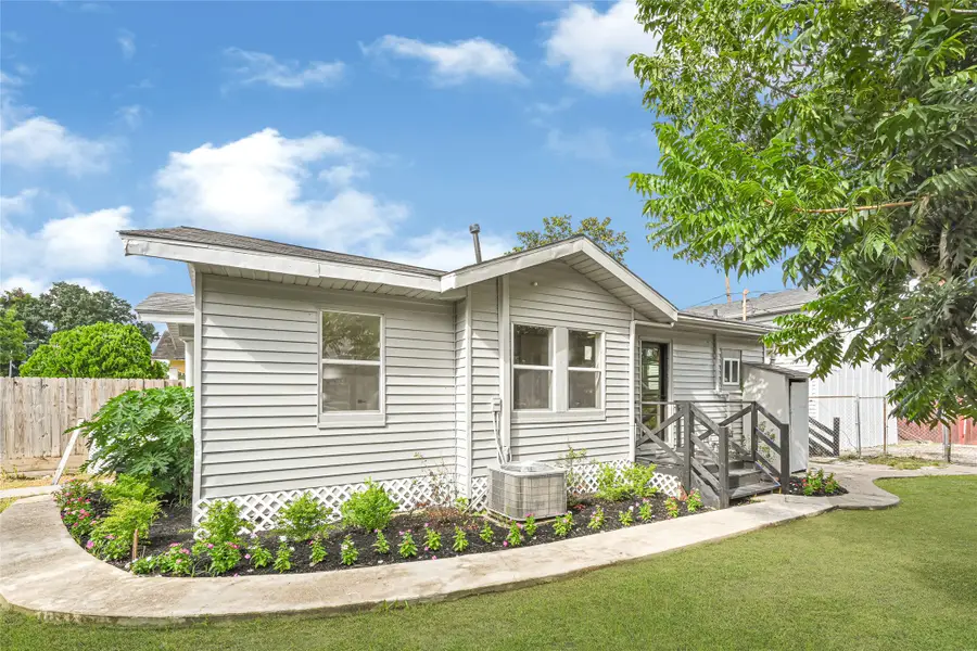 302 S 72nd Street, Houston, TX 77011 - #3