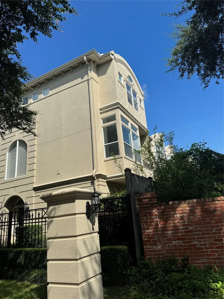 1515 Hyde Park Boulevard #1, Houston, TX 77006 - Image #2