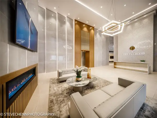 1701 Hermann Drive #24B, Houston, TX 77004