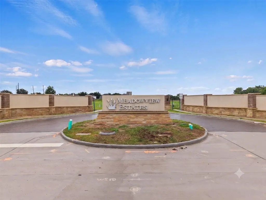 7003 Meadowview Estates Court, Sugar Land, TX 77479 - #1