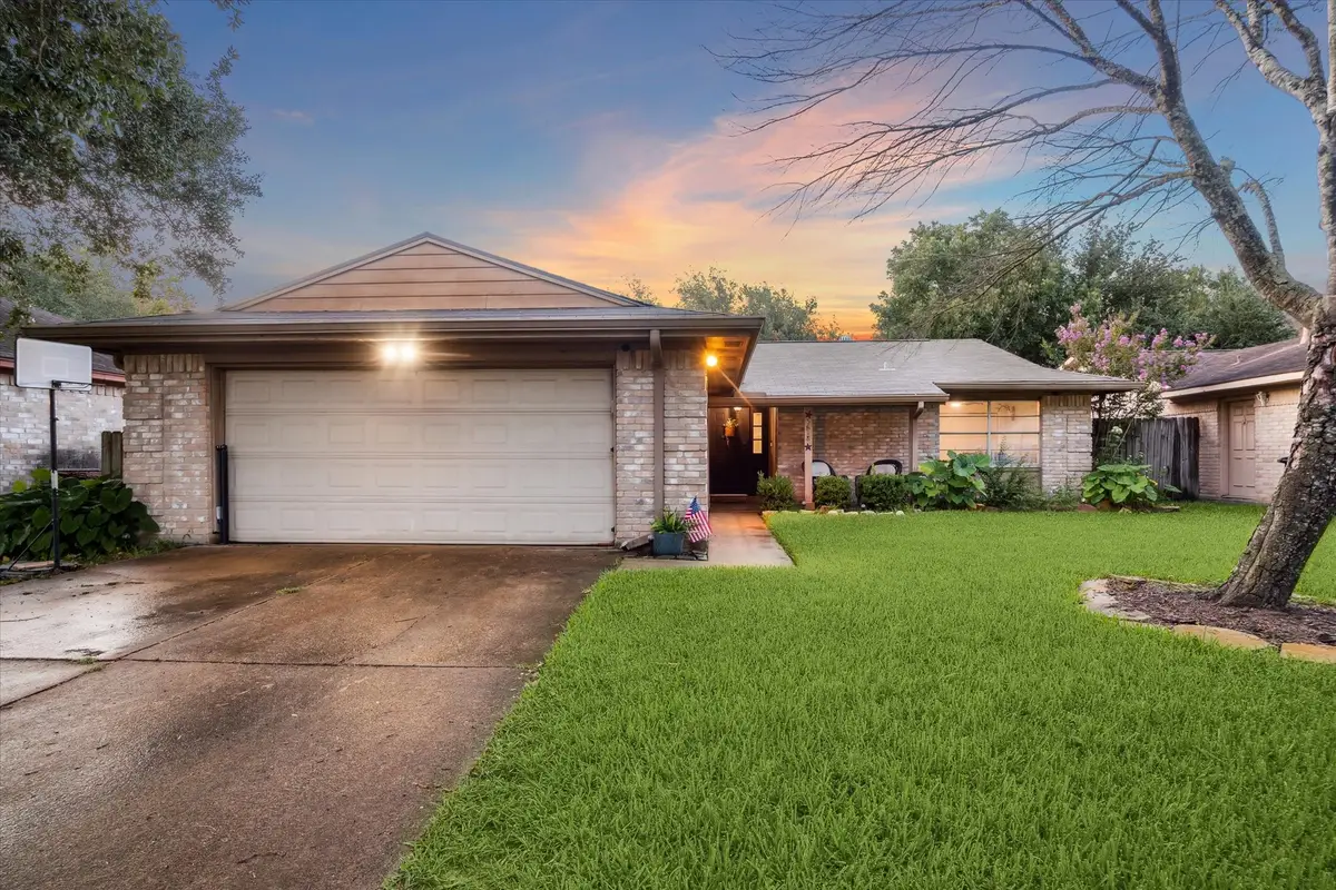 5618 Village Way Drive, Katy, TX 77493 - Image #1