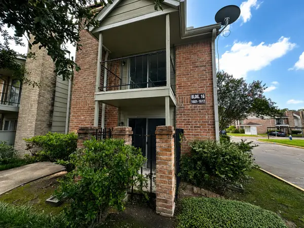 2800 Jeanetta Street #1601, Houston, TX 77063