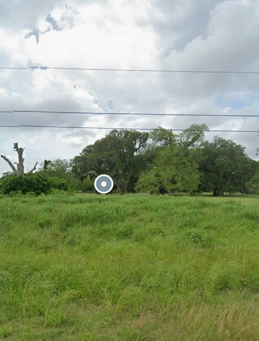1144 Frontier Trail, Angleton, TX 77515 - Image #2