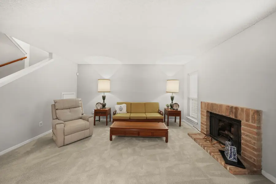 11846 Barryknoll Lane #5, Houston, TX 77024 - #3