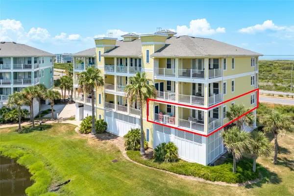 4111 Pointe West Drive #101, Galveston, TX 77554