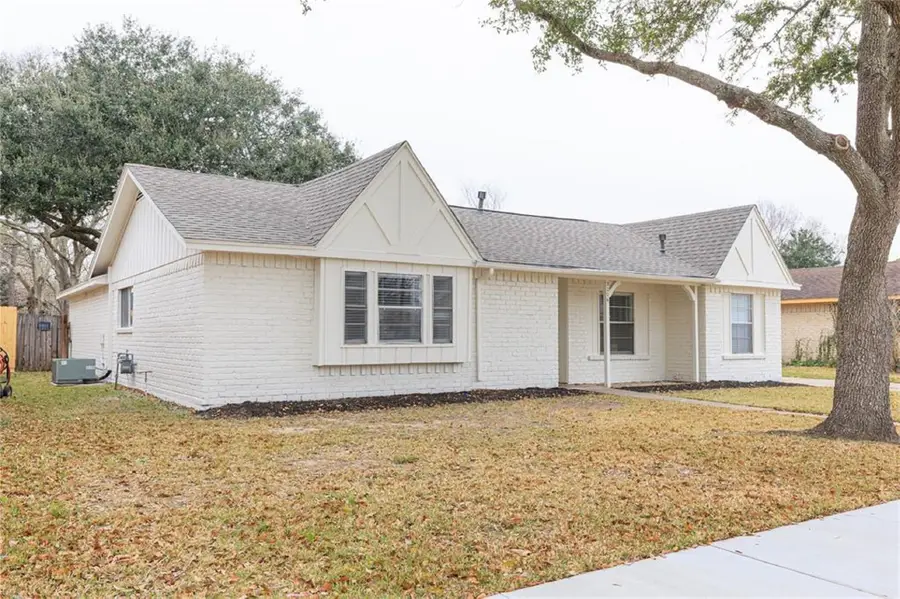 3206 Cherry Creek Drive, Missouri City, TX 77459 - #2