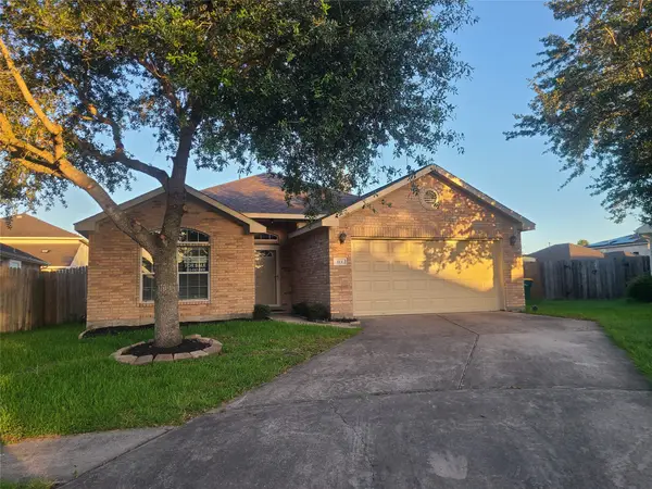 113 Laurel Meadow Court, La Marque, TX 77568