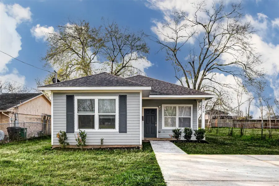 4918 Carmen Street, Houston, TX 77033 - #3