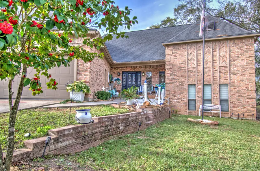52 Cherry Hill Drive, Conroe, TX 77304 - Image #2