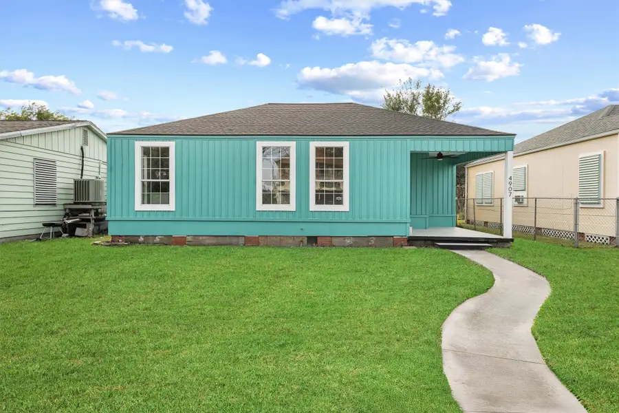 4907 Alamo Drive, Galveston, TX 77551 - Image #2