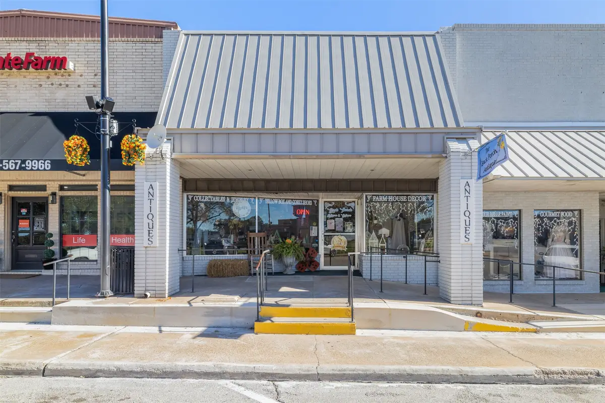 123 W Buck Street, Caldwell, TX 77836 - #1