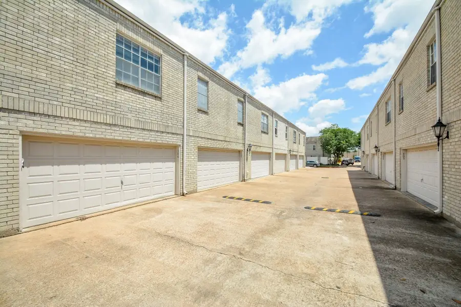 3800 Tanglewilde Street #106, Houston, TX 77063 - #3