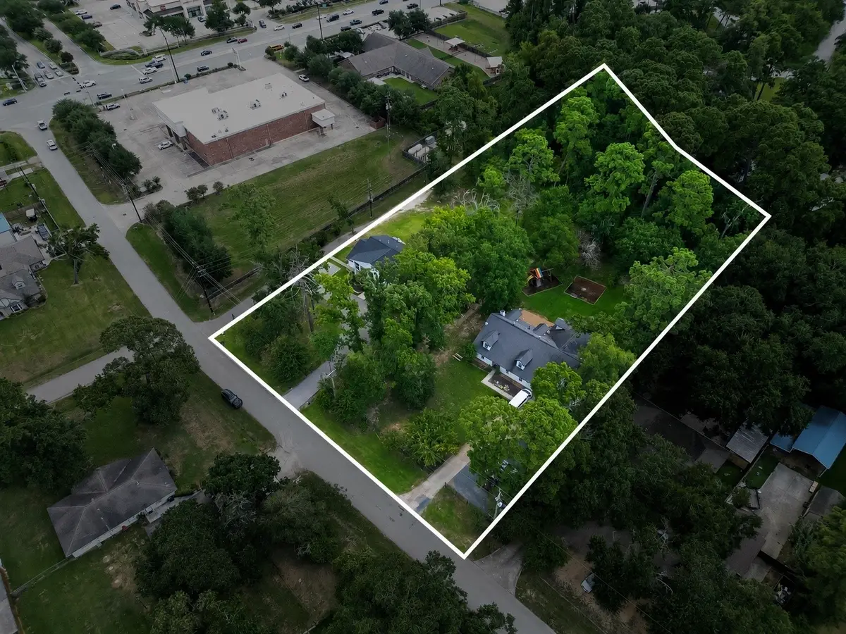 29902 E Hawthorne Drive, Spring, TX 77386 - #1