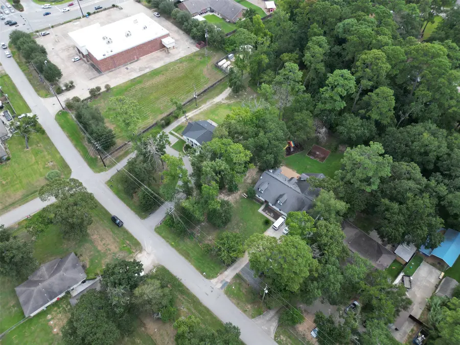 29902 E Hawthorne Drive, Spring, TX 77386 - #2