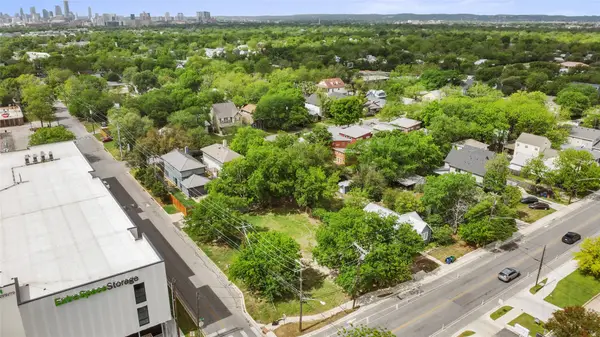 945 East 51st Street, Austin, TX 78751